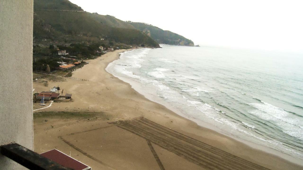 Apartamento Casavacanze Belvedere Sperlonga Exterior foto
